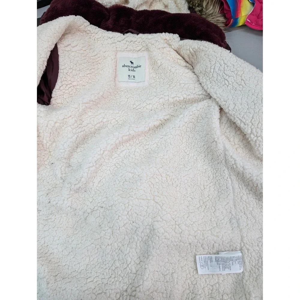 Abercrombie Kids Girls Puffer Coat Hooded Faux Fur Trim Maroon Size 15/16 Winter